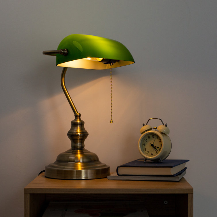 Dontrice 1-Light Classic Green Banker Desk Lamp with Pull Chain Switch